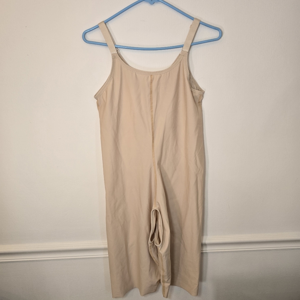 Isavela Comprexxwear 2nd Stage Mid-Thigh Compression Bodysuit w/Bra Beige XL - Picture 5 of 5